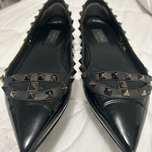 Authentic Valentino rock stud flats 38.5